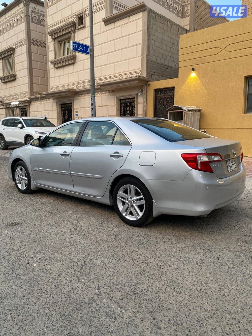 للبيع كامري 2014 GLX4
