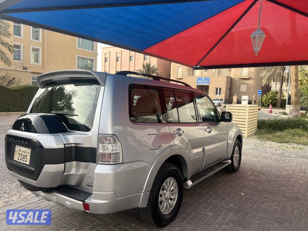 للبيع باجيرو 2015 صبغ الوكالة5