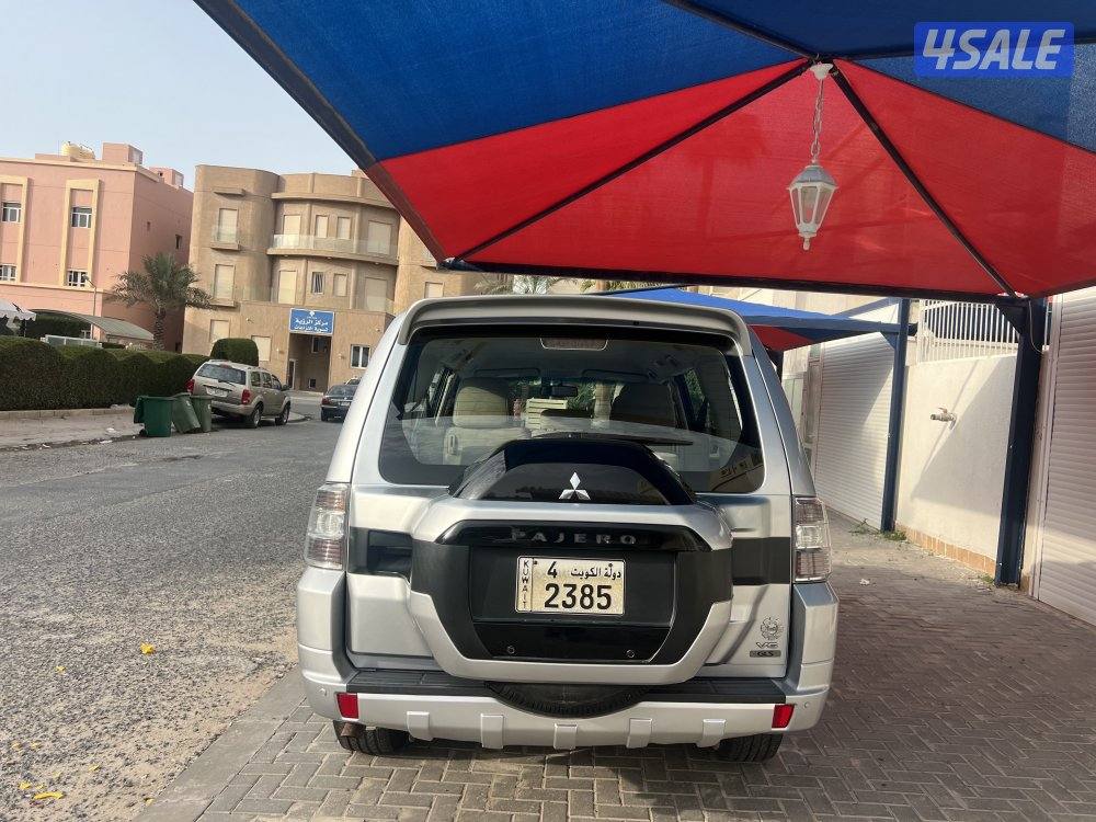 للبيع باجيرو 2015 صبغ الوكالة9