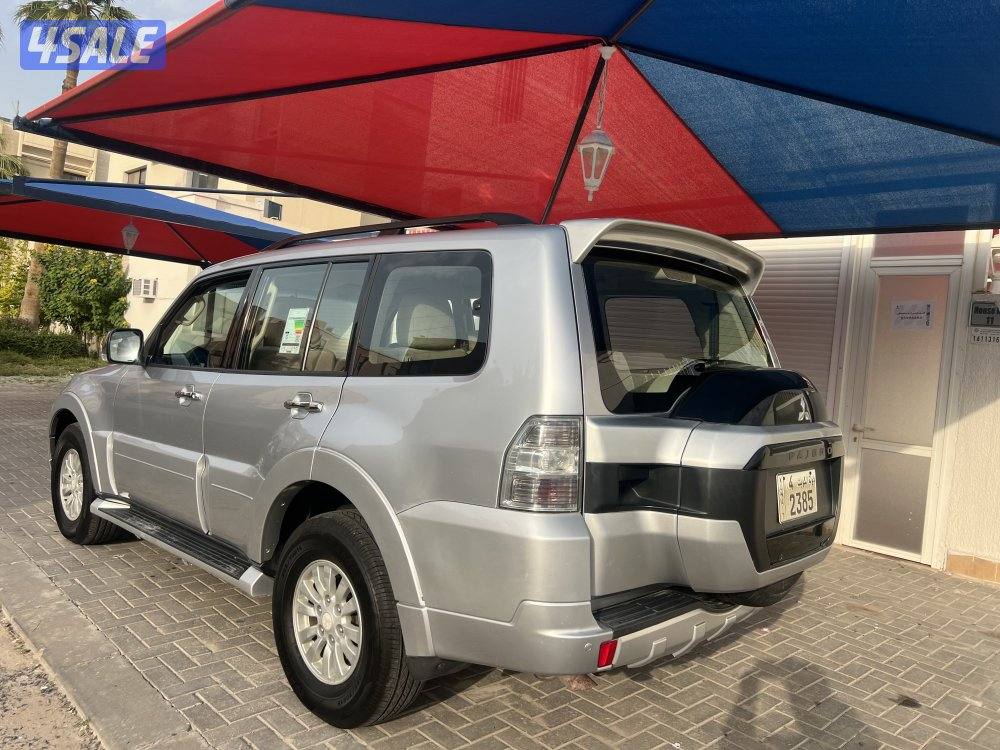 للبيع باجيرو 2015 صبغ الوكالة10