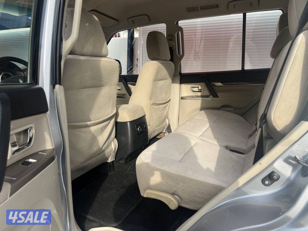 للبيع باجيرو 2015 صبغ الوكالة12