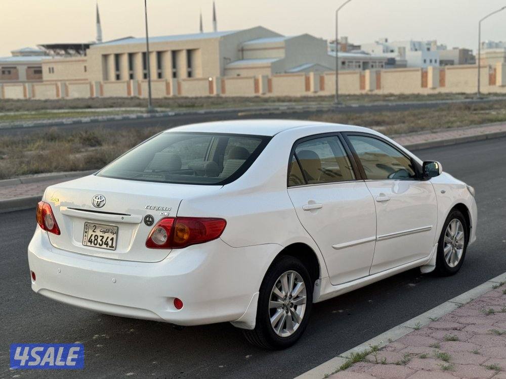 للبيع تويوتا كورولا 20083