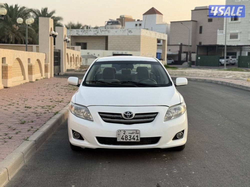 للبيع تويوتا كورولا 20085