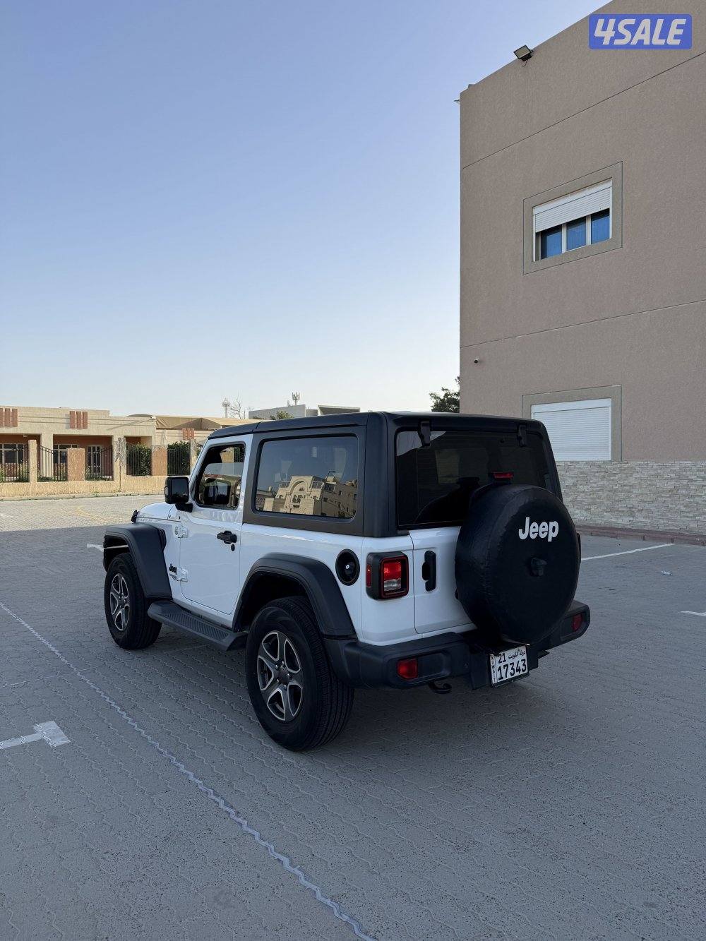 للبيع جيب رانجلر سبورت3
