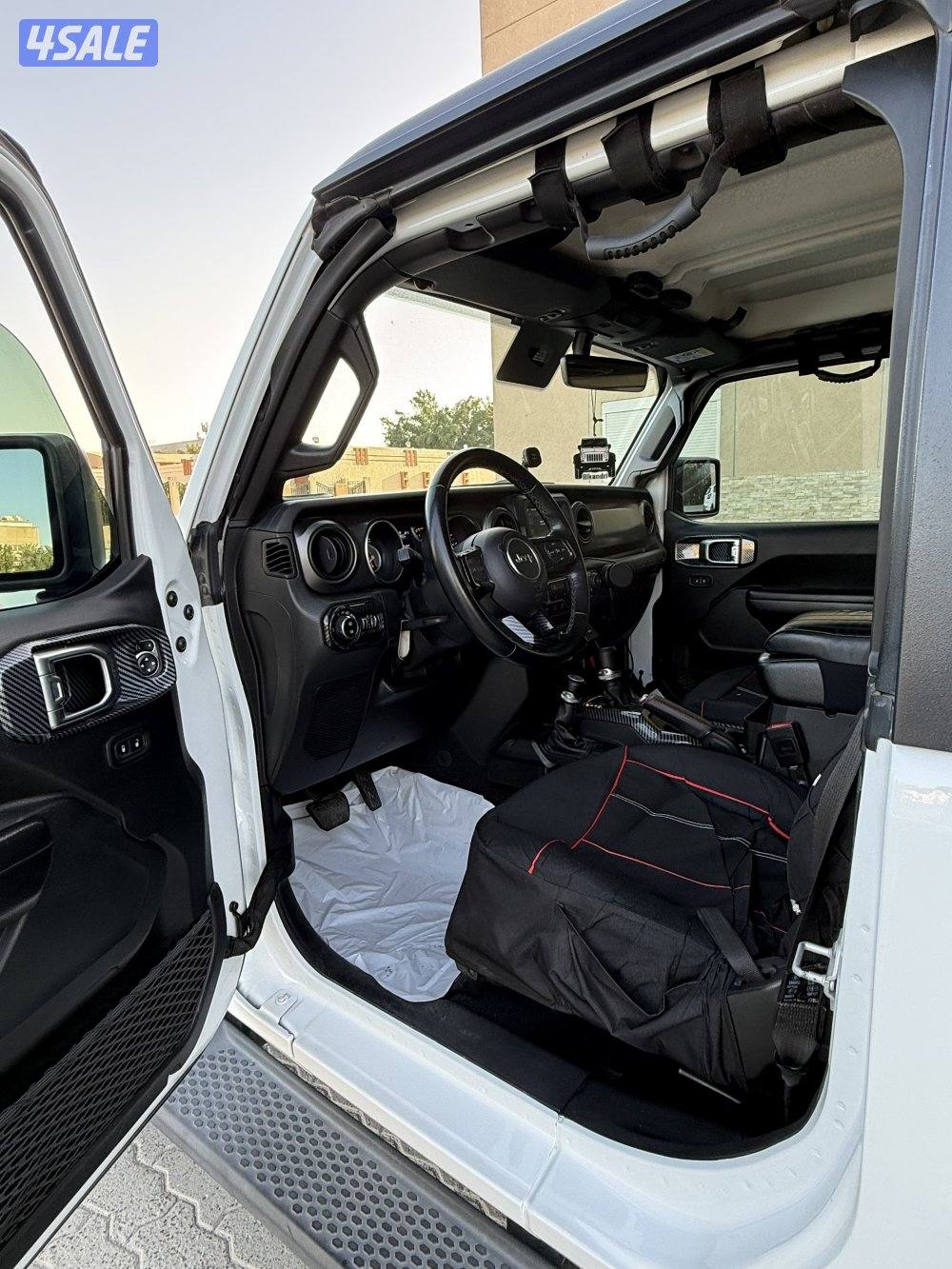 للبيع جيب رانجلر سبورت6