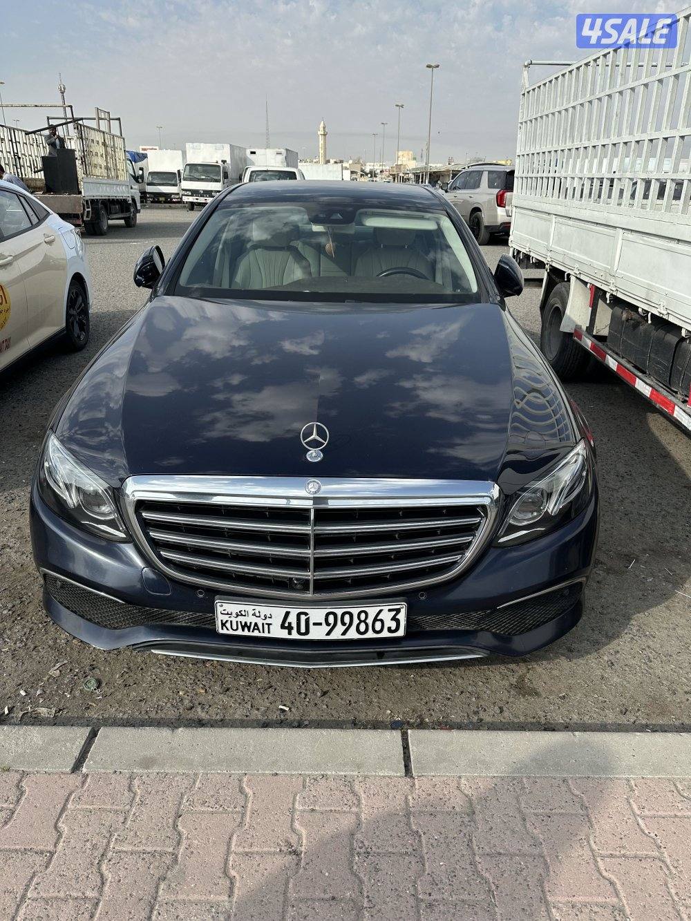 مرسيدس E300 وارد البشر وكالة الكويت شرط الفحص صبغة وكاله ماشي ٧٠ الف0