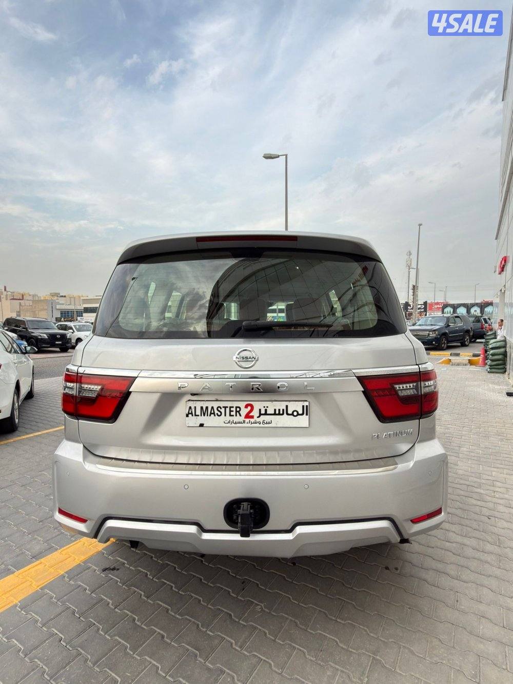 للبيع باترول بلاتينيوم ستي 2020 عداد 86 الف صبغ الوكاله5