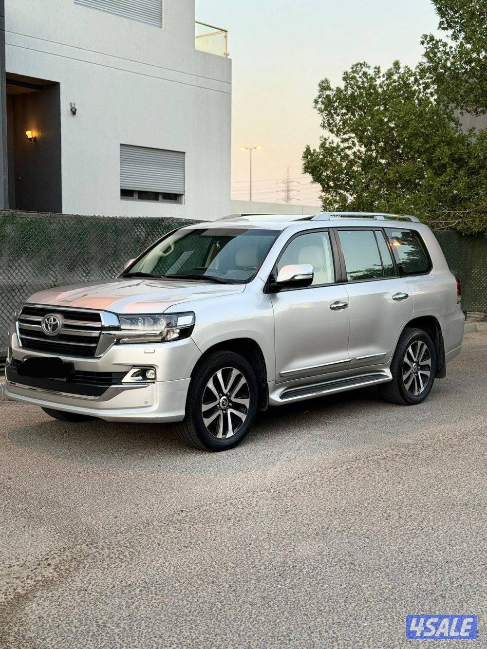 لاندكروز 2019 صبغ الوكاله4