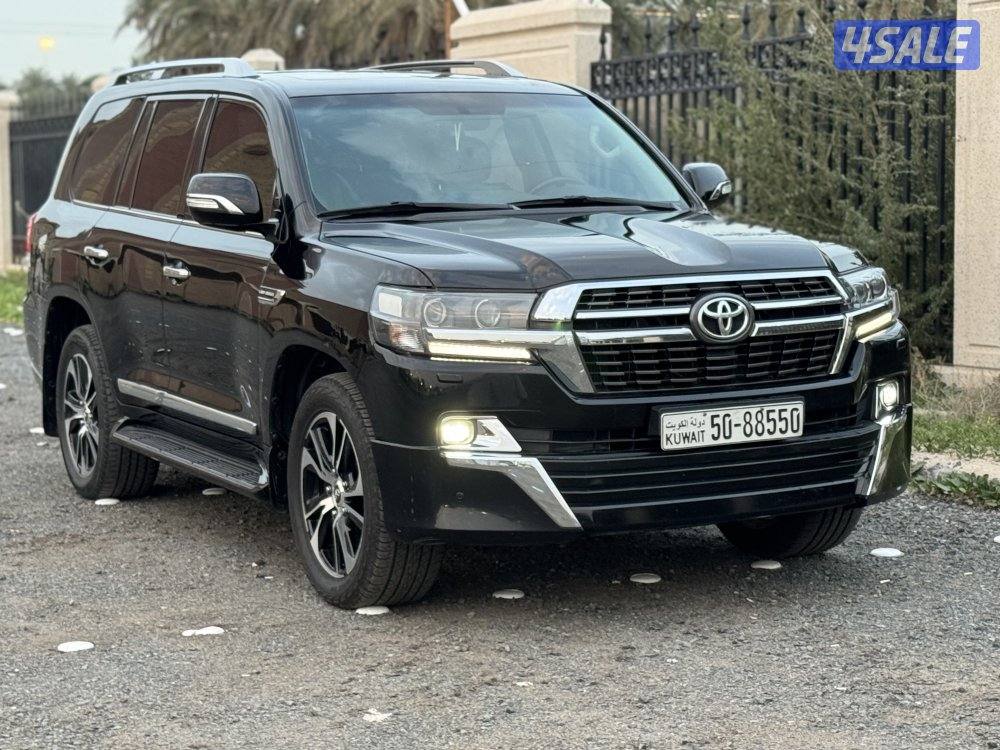 للبيع لاند كروزر 2021 قراند تورنق0