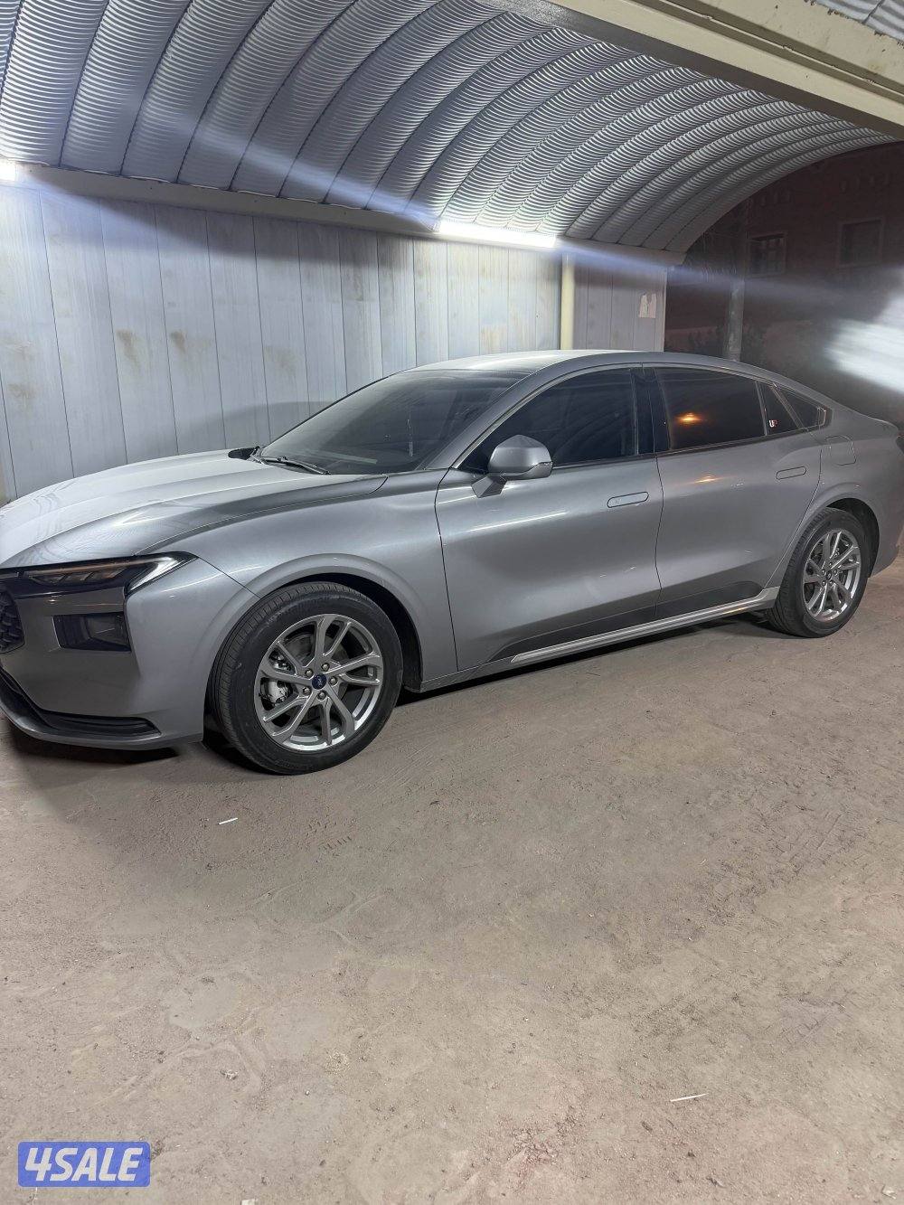 فورد تورس 2024 رمادي0