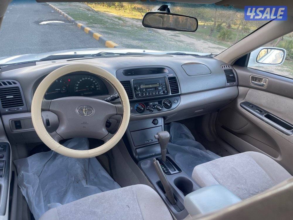 للبيع تيوتا كامري 20062