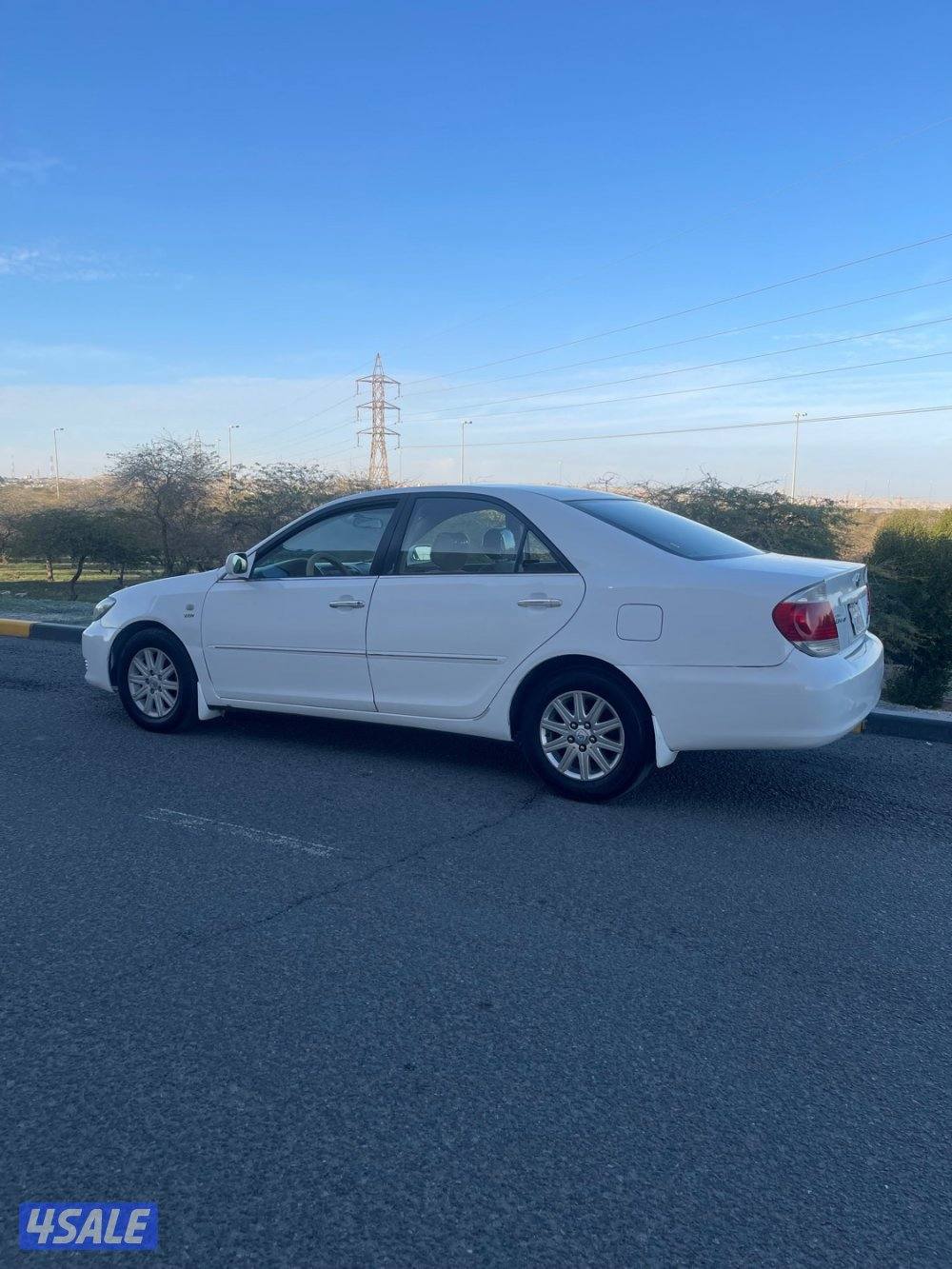 للبيع تيوتا كامري 20067