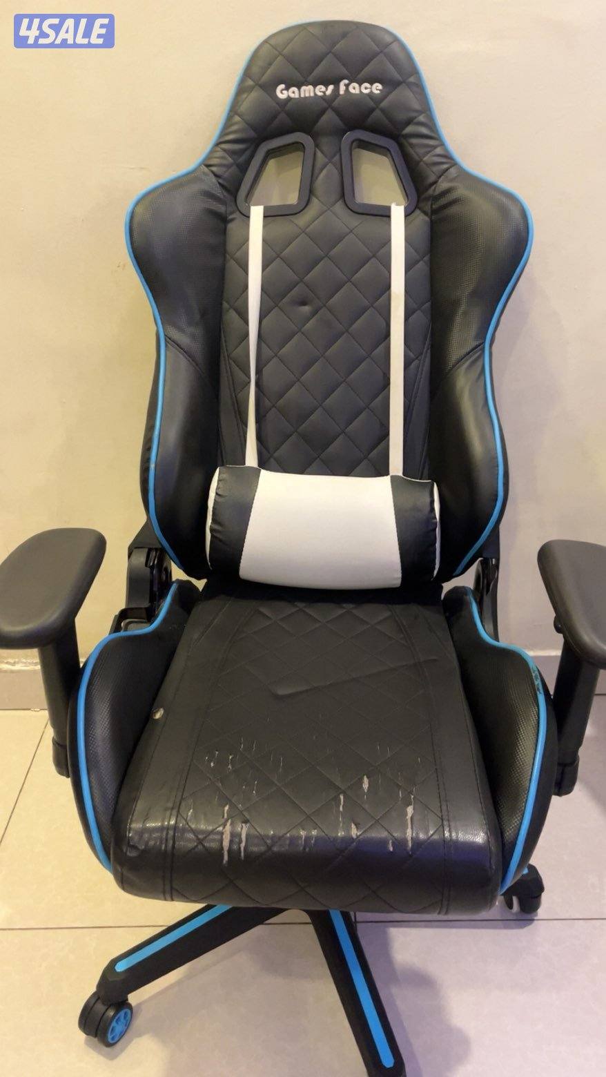 كرسي قيمينق للبيع نظيف0