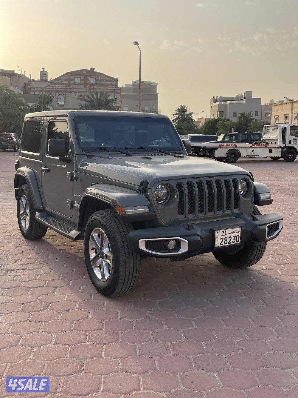 للبيع رانجلر ٢٢ صحارى لون رمادي سيلينيت شرط الفحص4