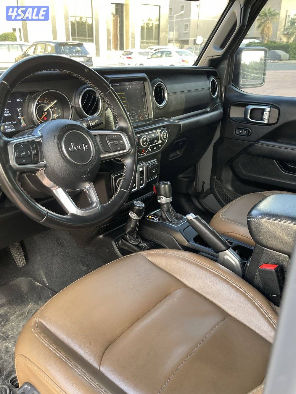 للبيع رانجلر ٢٢ صحارى لون رمادي سيلينيت شرط الفحص5