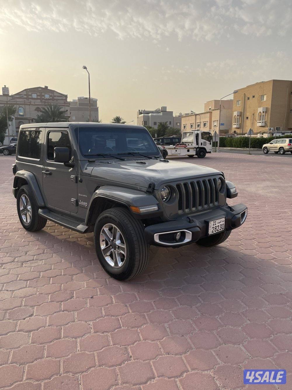 للبيع رانجلر ٢٢ صحارى لون رمادي سيلينيت شرط الفحص11