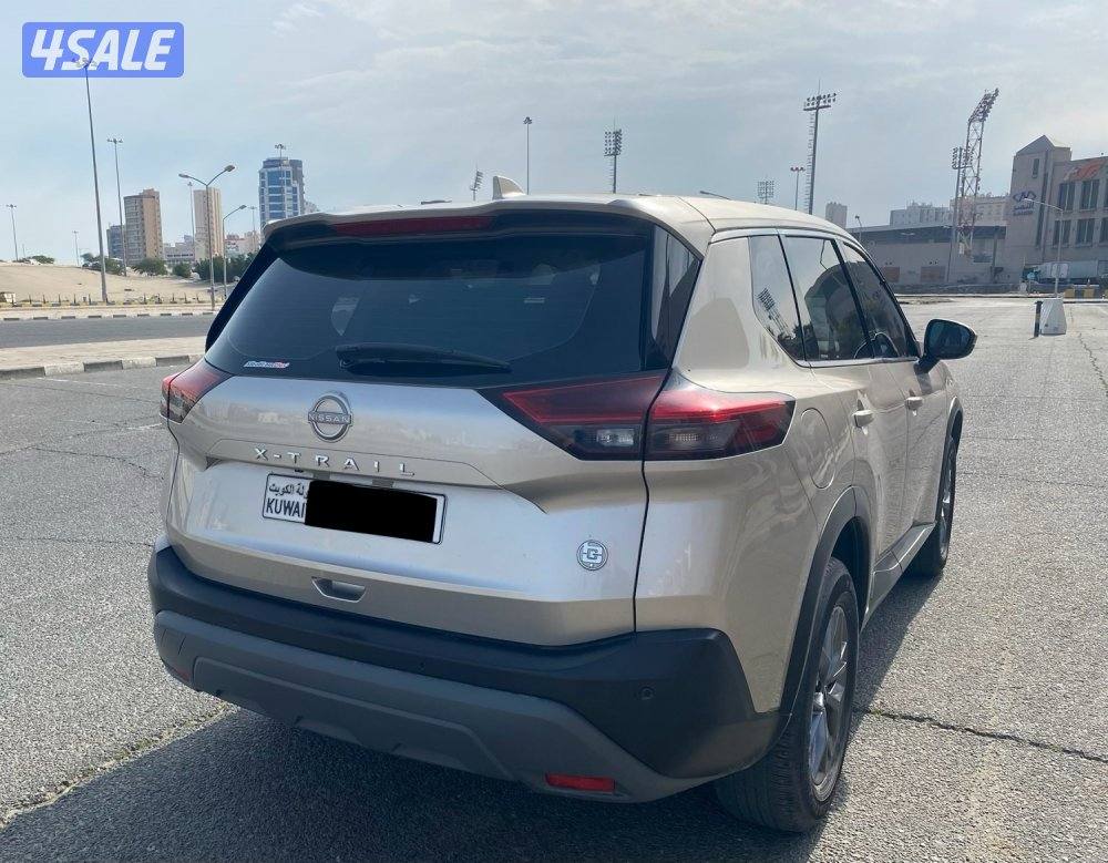 نيسان اكس تريل 2023 صبغ الوكاله عداد23 الف سيرفس منتظم 5 راكب بدون دبل3