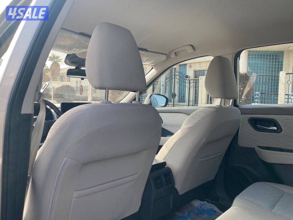 نيسان اكس تريل 2023 صبغ الوكاله عداد23 الف سيرفس منتظم 5 راكب بدون دبل5