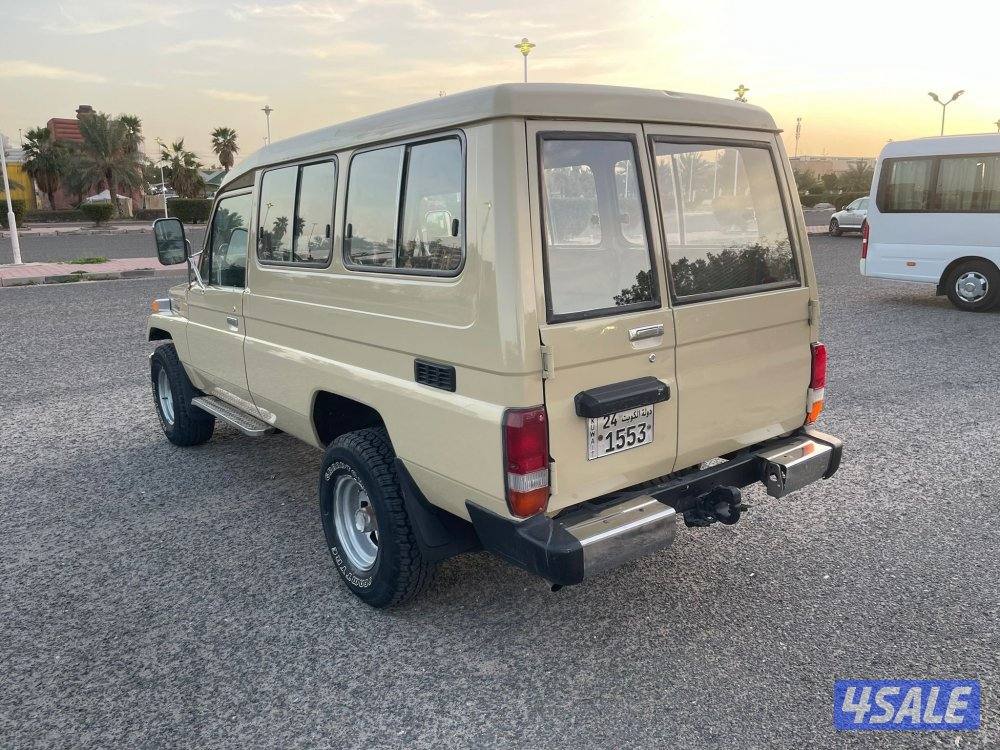 للبيع لاندكروز-نص موديل ١٩٩١1