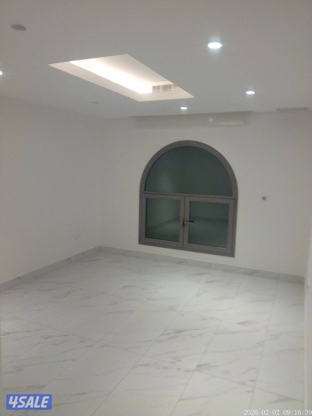 للإيجار شقة راقية ( الصديق )3