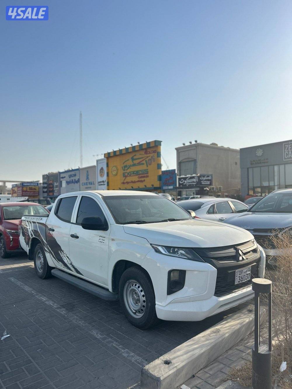 وانيت مستبيشي0