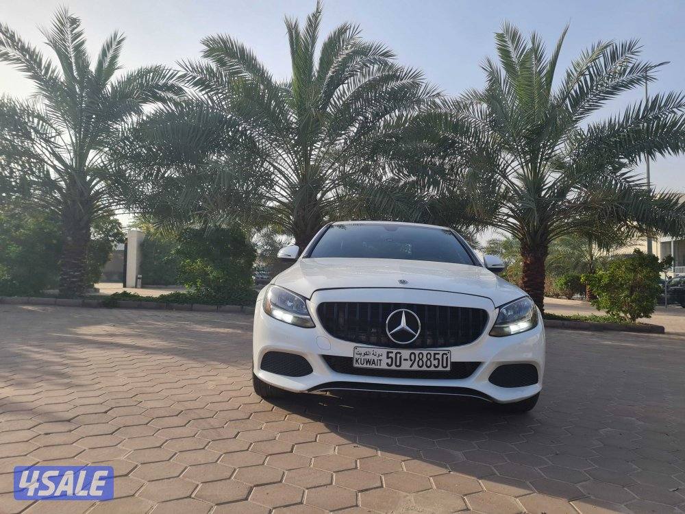 مرسيدس C300 موديل 2018 شرط الفحص بأى مكان1