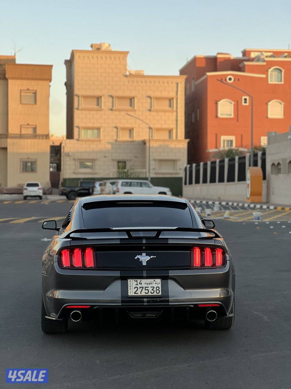 للبيع موستنق 2016 6 سلندر4