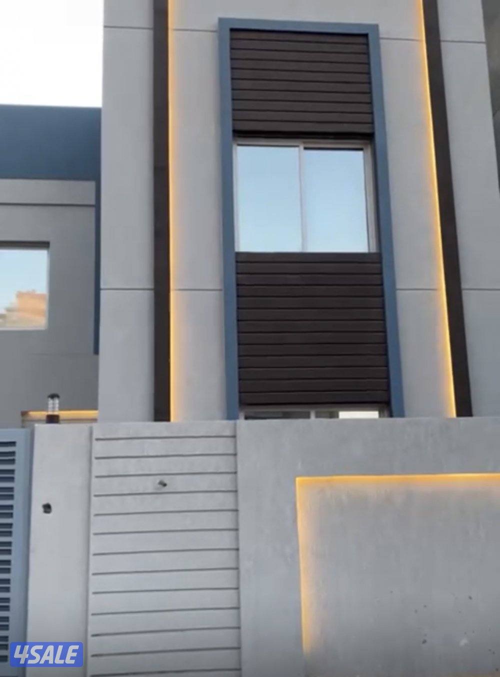 للبيع بيت بالمطلاع علي المفتاح0