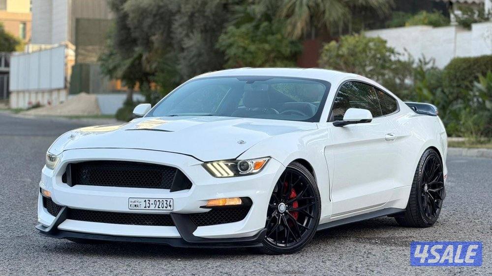 فورد موستنج // 2015 // بريميوم //2