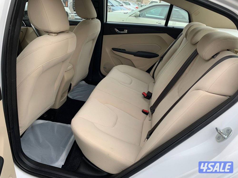 للبيع شيري اريزو 20237