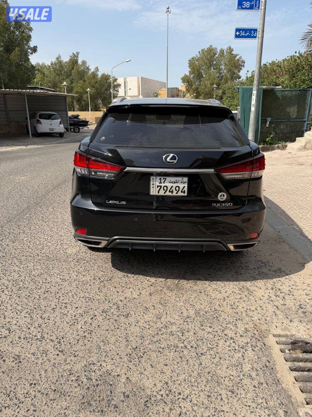 للبيع لكسسز اعلى فئه اف سبورت مالك الاول 9-8-8-9-0-0-0-4 بدايه رقم 914