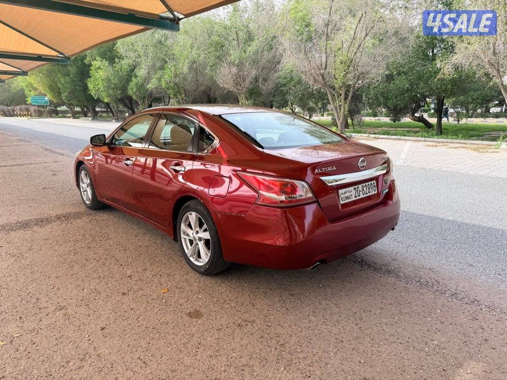 للبيع نيسان التيما 20135