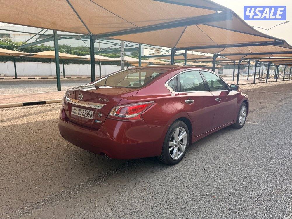 للبيع نيسان التيما 20134