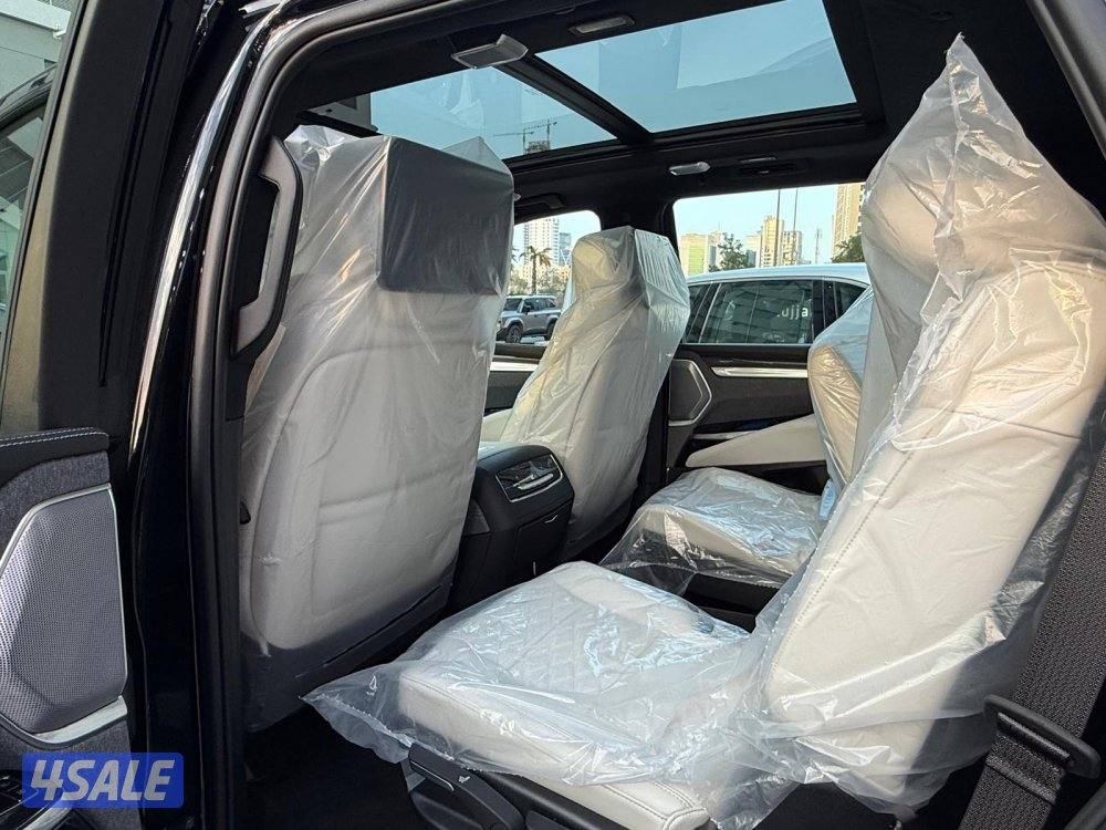 اسكاليد V موديل 2025_اصفااار_وارد الغانم كفاله وسيرفس بالوكاله2