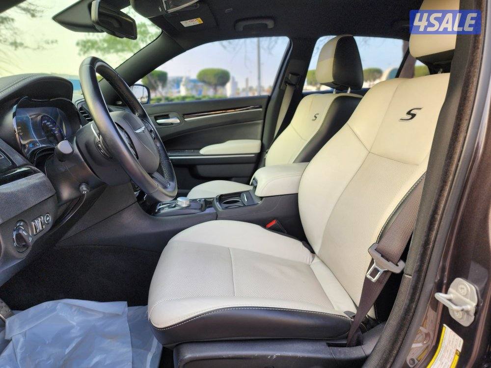 للبيع كرايلسر 300S عداد 108 ألف موديل 2021البدي قطعة شرط الفحص بالكامل4