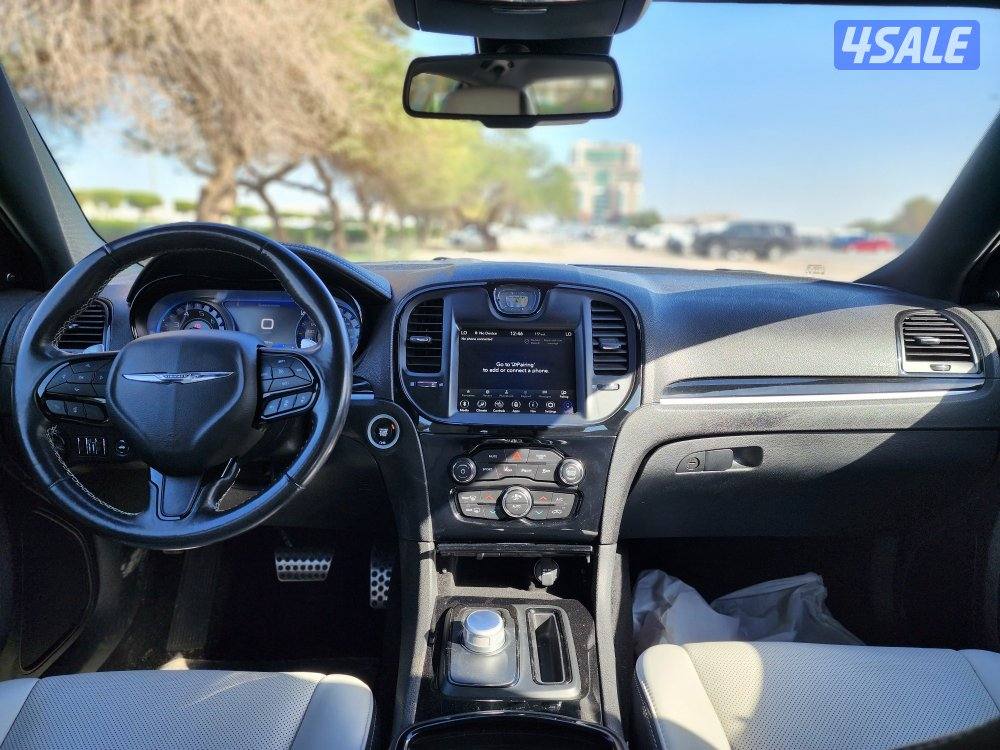 للبيع كرايلسر 300S عداد 108 ألف موديل 2021البدي قطعة شرط الفحص بالكامل6