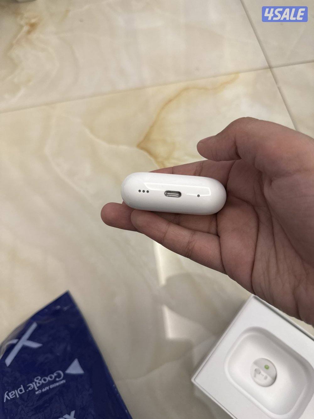 سماعات اير بودز برو 2 استعمال خفيف مدة شهرين الفرده اليمين ضايعه1