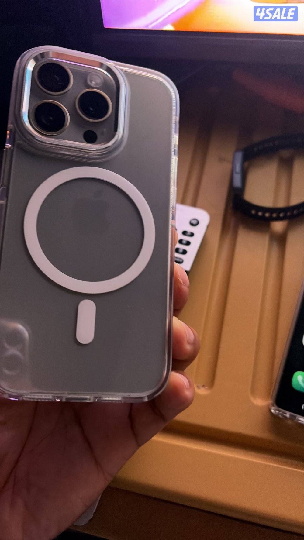 Iphone 15 pro in excellent condition. All original/ price negotiable1