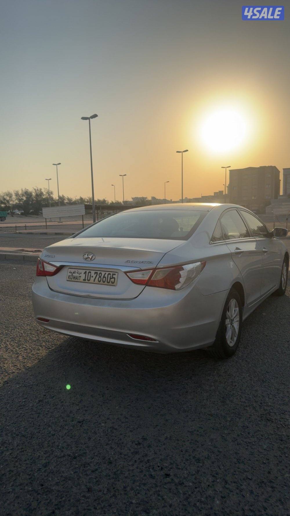 للبيع سوناتا موديل ٢٠١٢ اللون سلفر شرط الفحص التواصل وتساب فقط عدم ال3