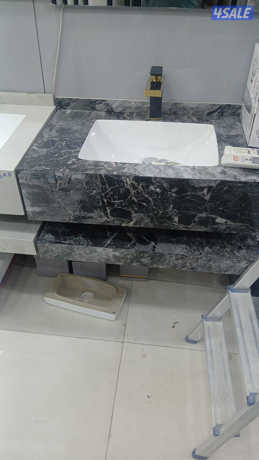 ابو يوسف لجميع أعمال الصحه  والمقاولات العامه8