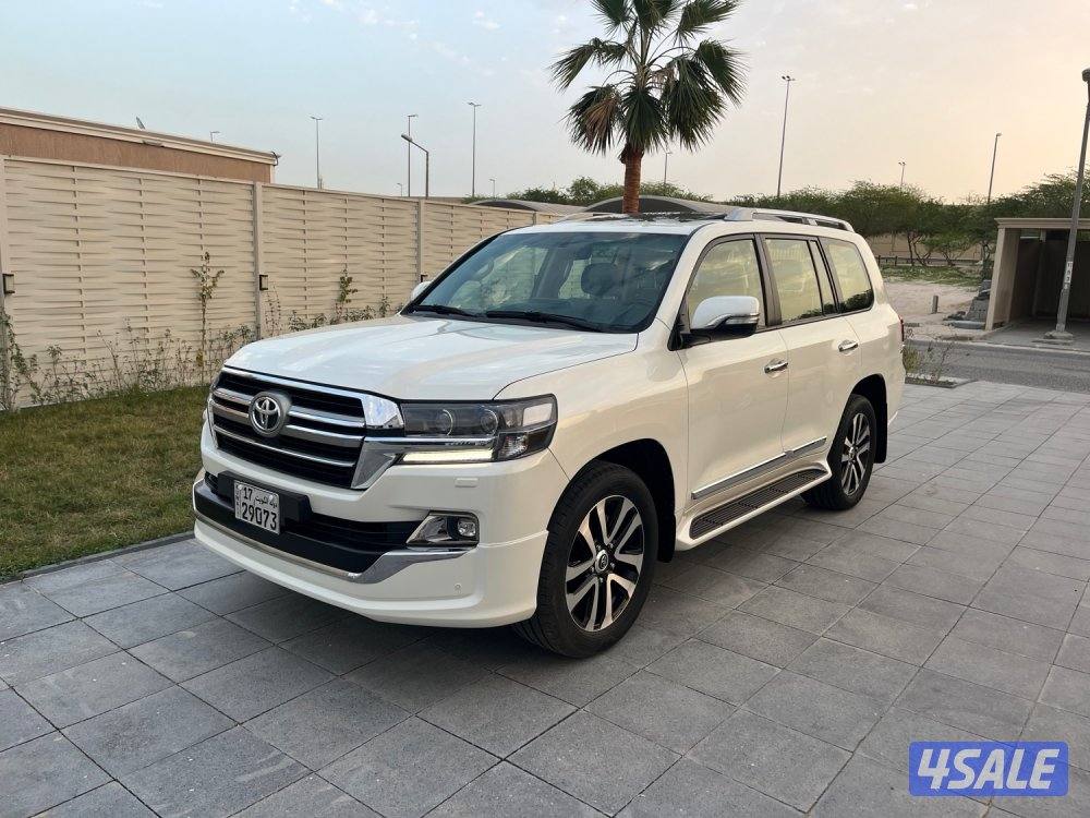 موديل 2019 عداد 111 الف0