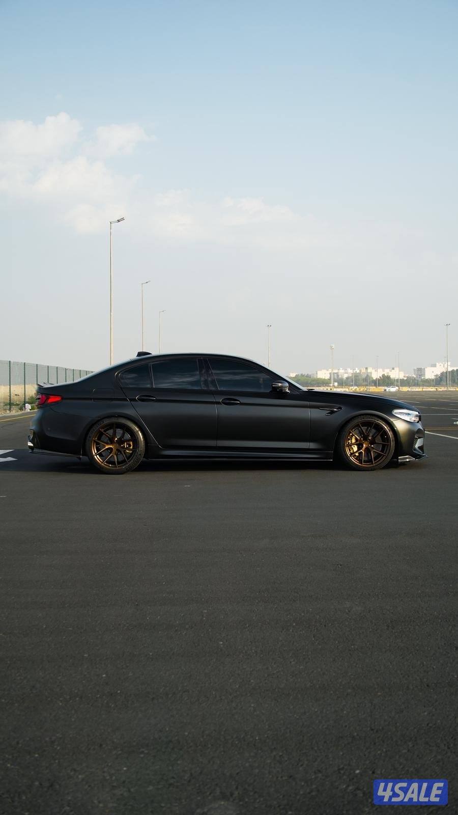 للبيع BMW M5 competition8