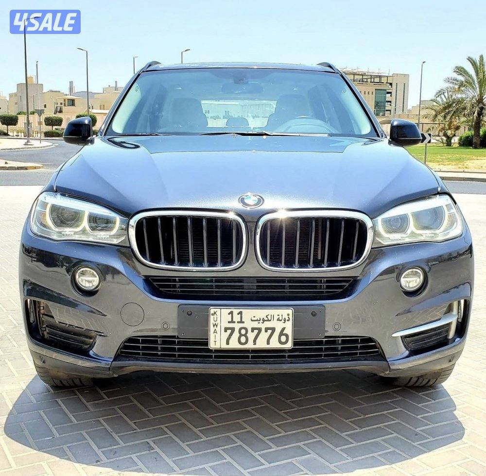 فرصة نادرة - ملف كامل بكل فواتير الوكالة - للبيع BMW X5 موديل 20140