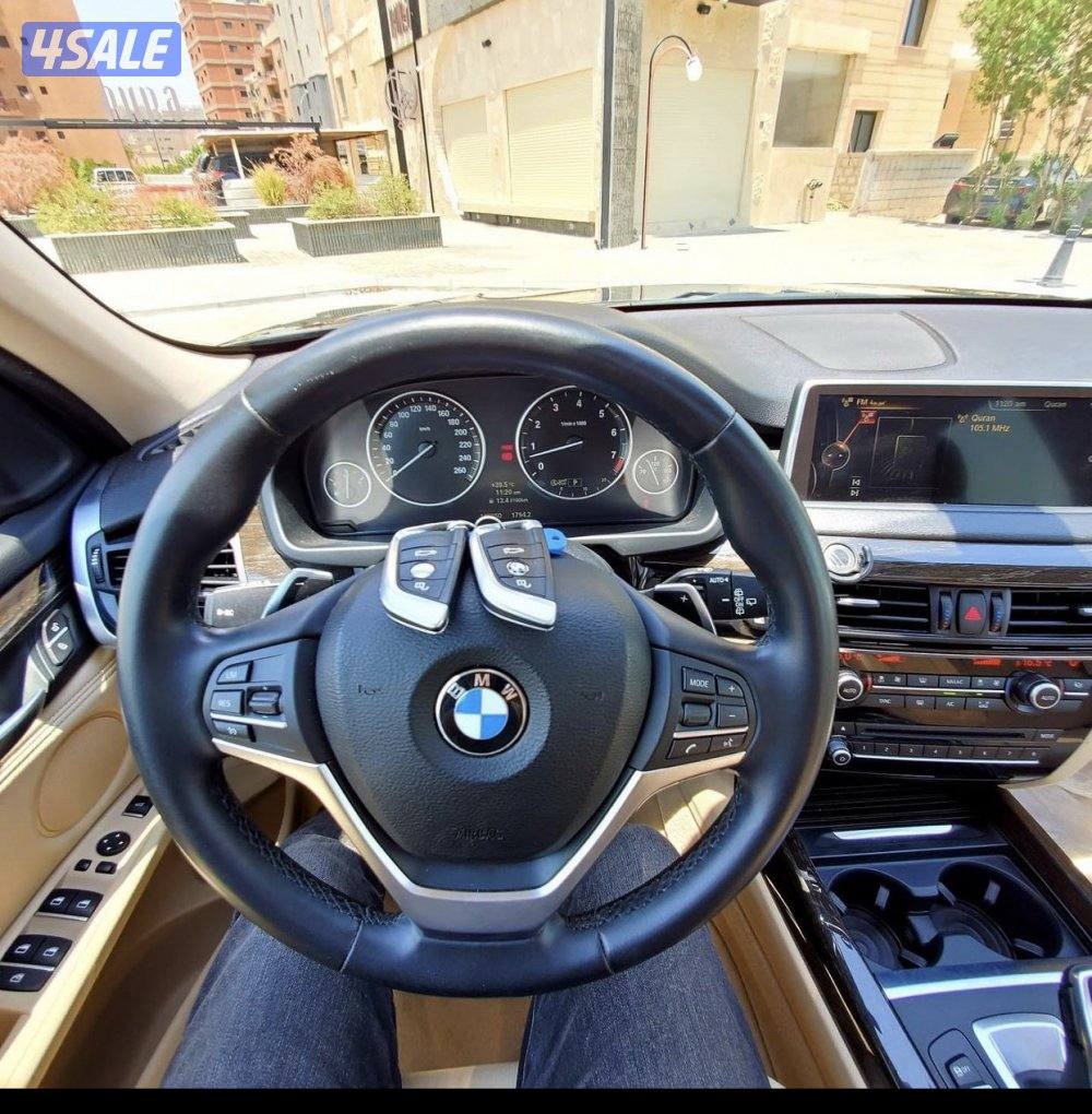 فرصة نادرة - ملف كامل بكل فواتير الوكالة - للبيع BMW X5 موديل 20141