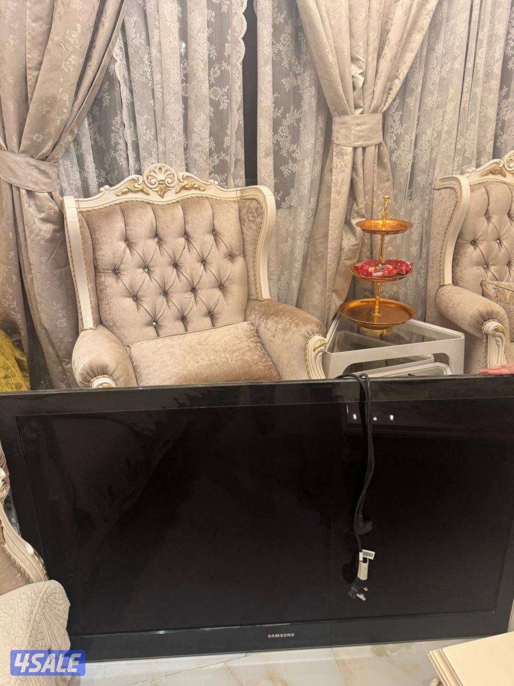 تلفزيون بلازما ٦٥ بوصه ماركه سامسونج1