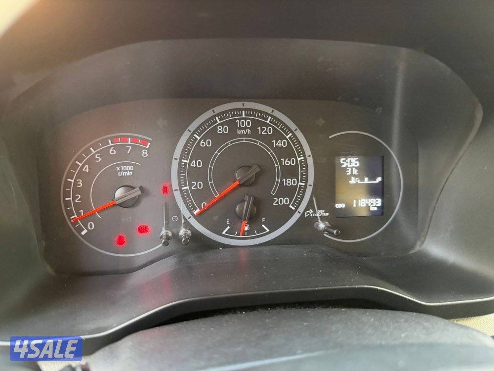 باص مقفل 2021 بحالة المصنع6