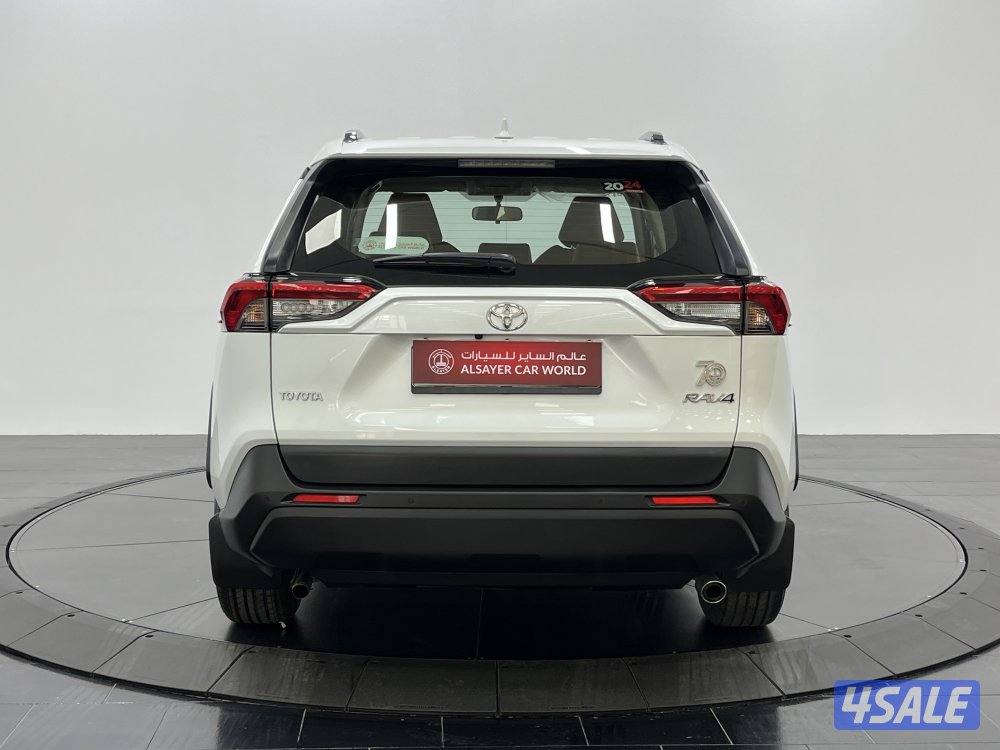 TOYOTA RAV401 4X2 STANDARD OPTION8