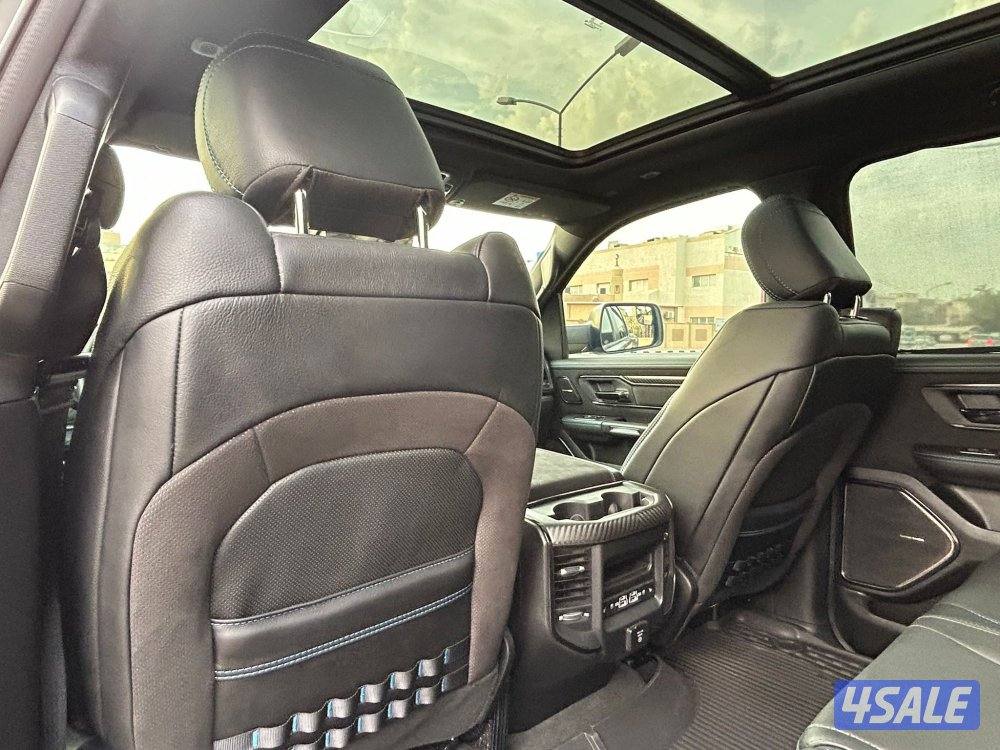 للبيع دودج رام TRX/2023 ممشى 14 الف13