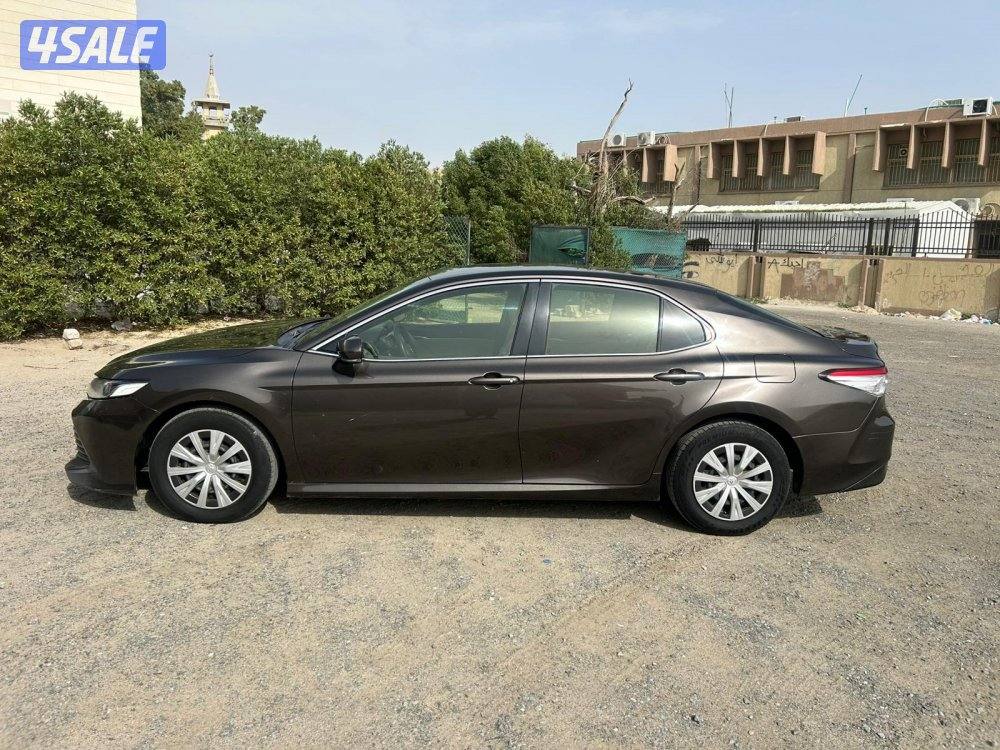 كامري 2019 صبغ الوكاله عدا قطعتين شرط الفحص1