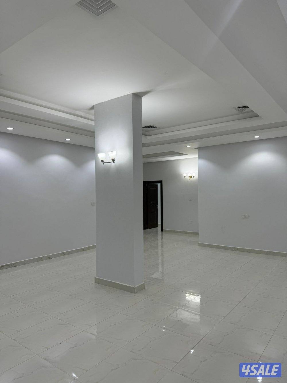 للايجار دور ارضي كبير بطن وظهر جابر الاحمد2